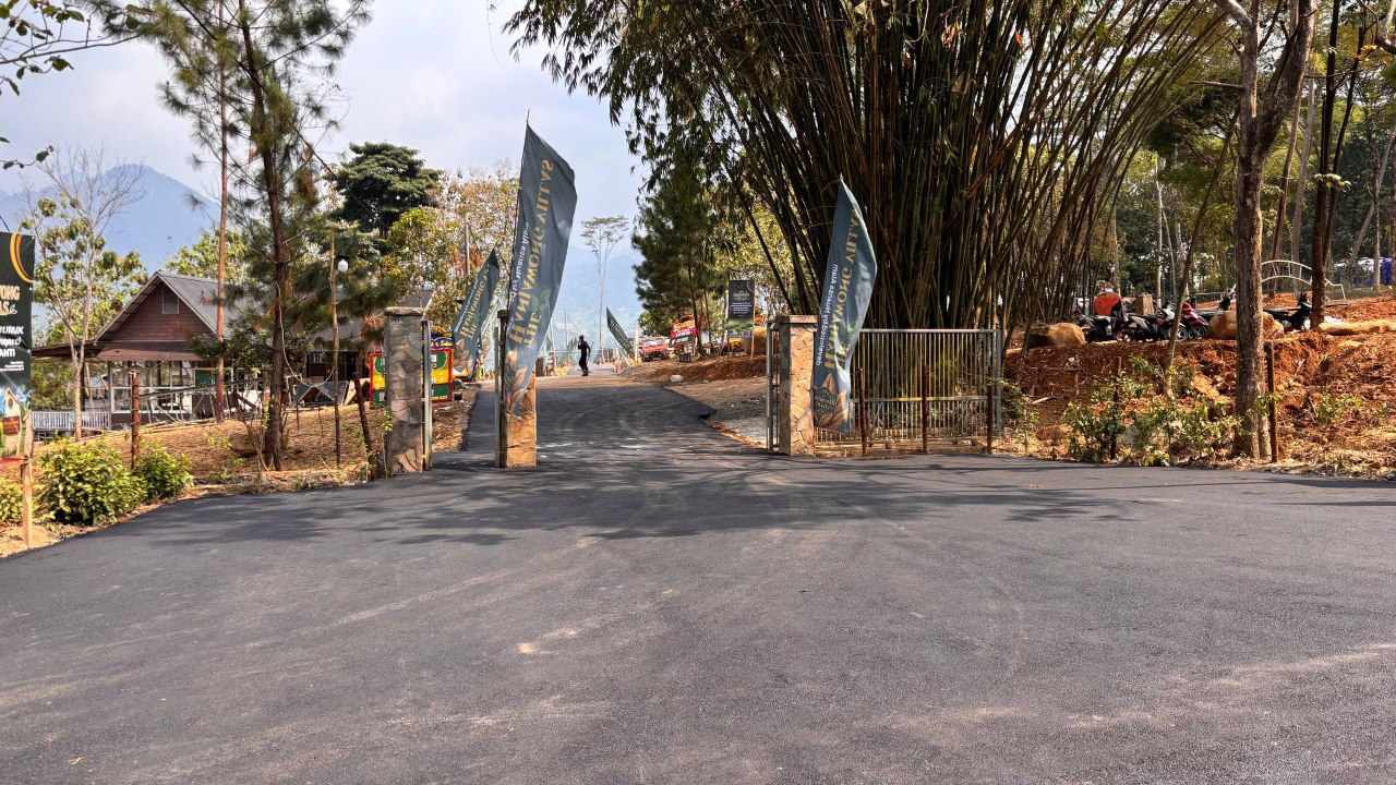 Pembangunan Villa Contoh